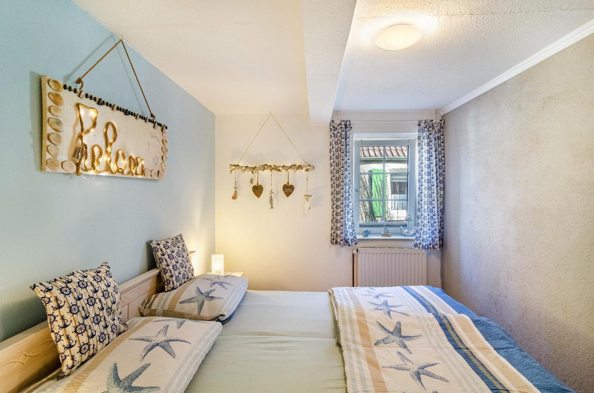 Ferienhaus Segelboot Krummhörn 외부 사진